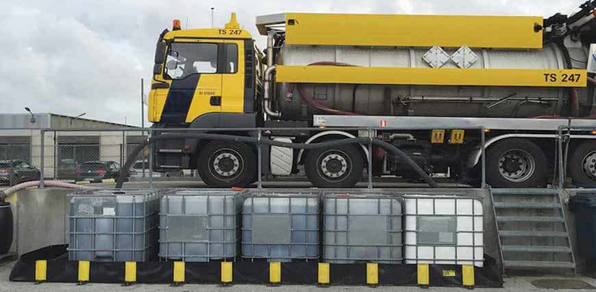 construction-worksite-oil-spill-containment-1s